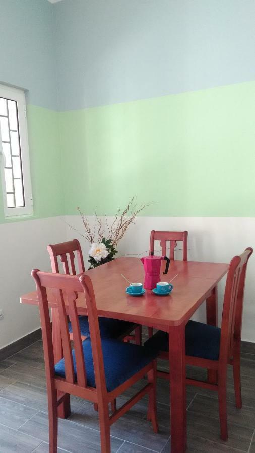 Casa de hóspedes Apartament's Veiga Areeiro *